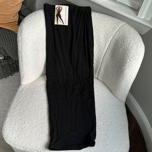 Naked Wardrobe THE HOURGLASS MIDI SKIRT in black